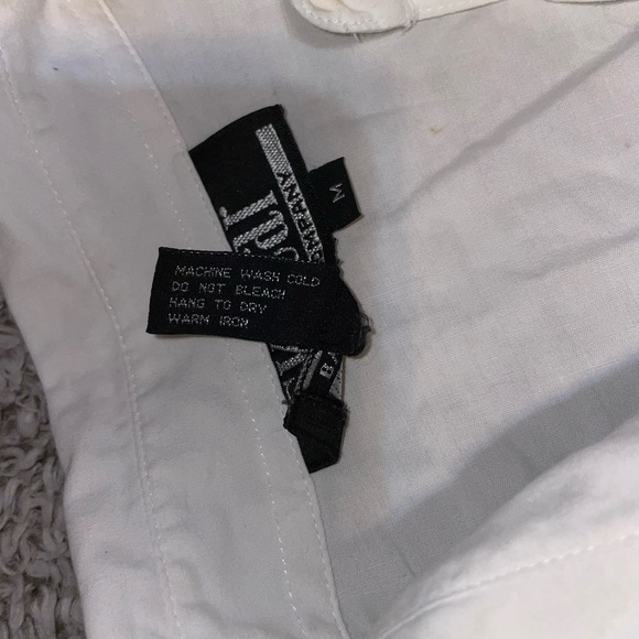 SK Wear white long sleeve shirt with gold buttons and designs size medium - Picture 9 of 9